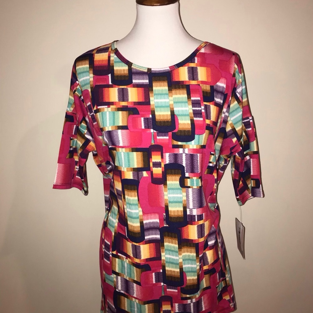 LulaRoe Irma Shirt, Size Small